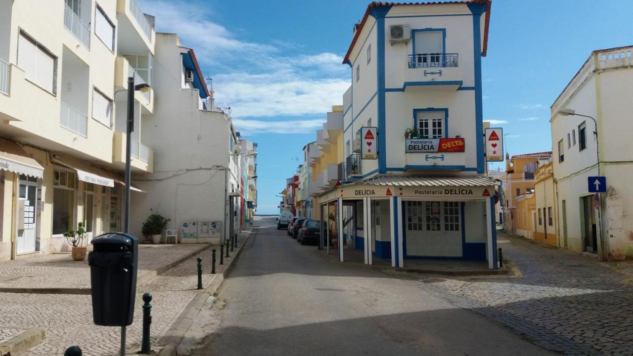 Apartamentos Patio Da Aldeia Armacao de Pera Luaran gambar