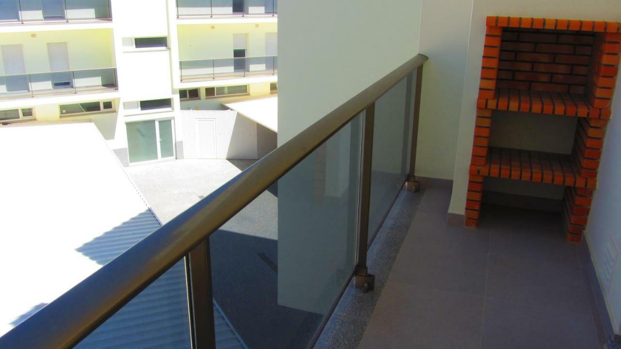Apartamentos Patio Da Aldeia Armacao de Pera Luaran gambar