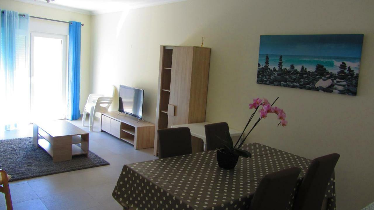 Apartamentos Patio Da Aldeia Armacao de Pera Luaran gambar